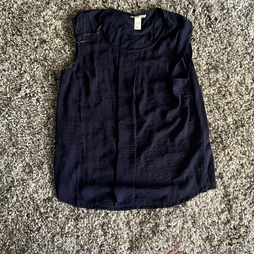H&M womens blouse, navy color, size medium